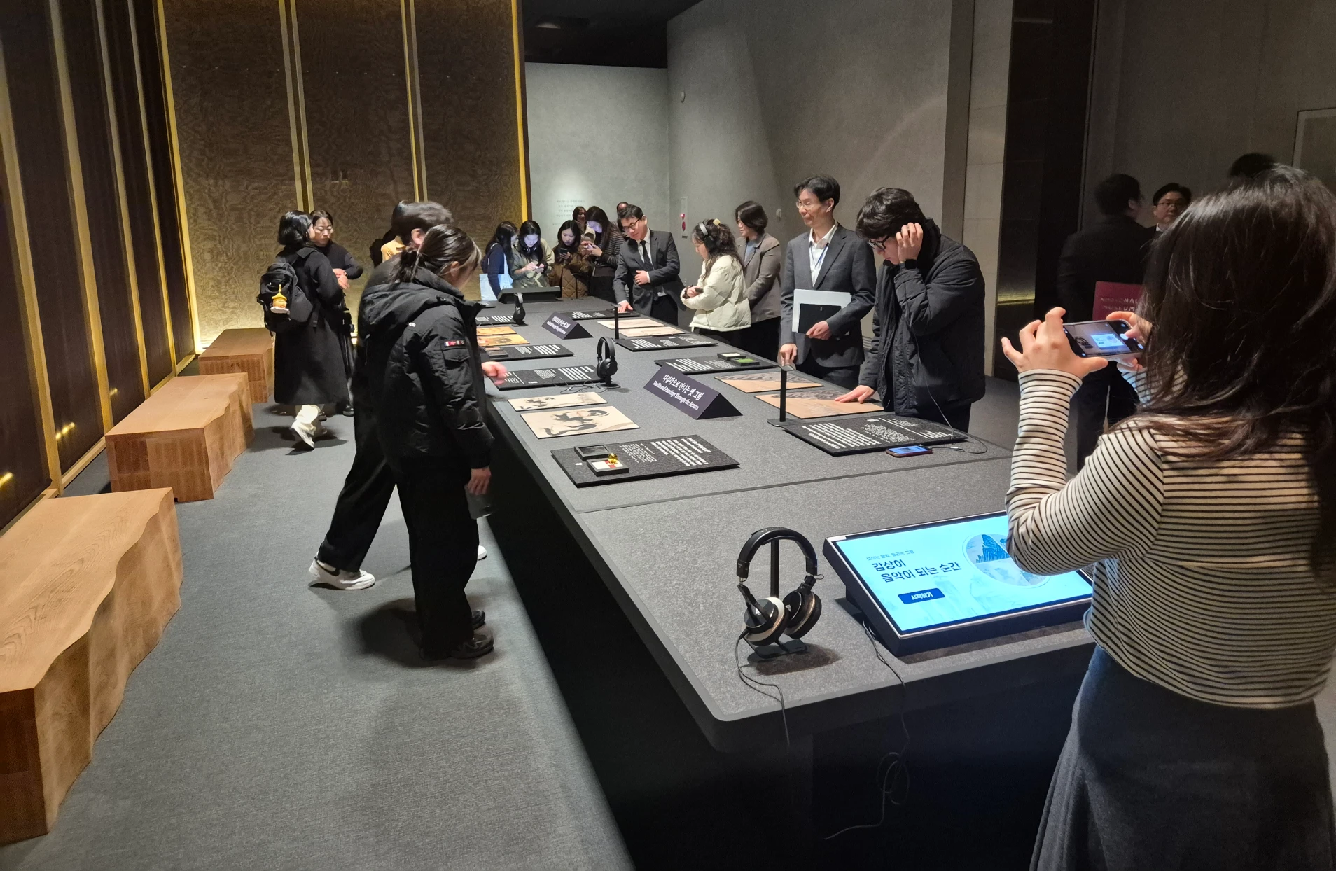 museum_ai_live_03_1x