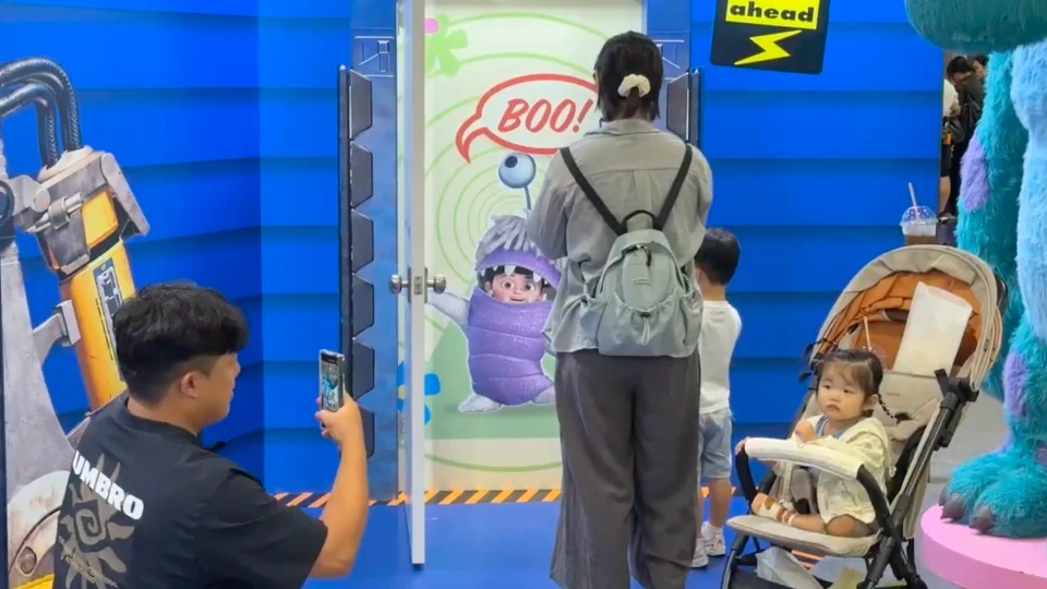 acefair_disneyreads_live_06_1x